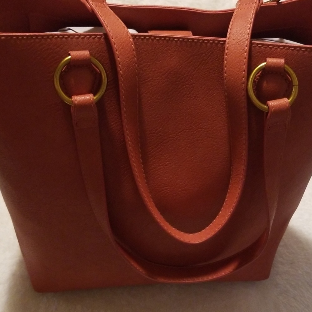 NWOT Universal Thread bucket bag